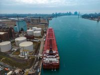 Mesabi Miner fuels at Mistersky with a beautiful Motor City backdrop. Andrew Russell image, January 10